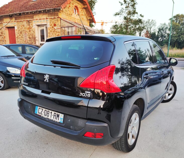 PEUGEOT 3008 Monospace 2013