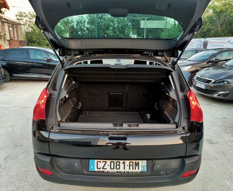 PEUGEOT 3008 Monospace 2013