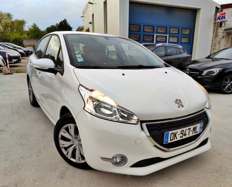 PEUGEOT 208 I 2014