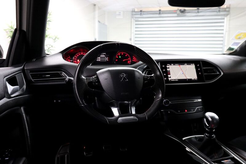 PEUGEOT 308 II 2015