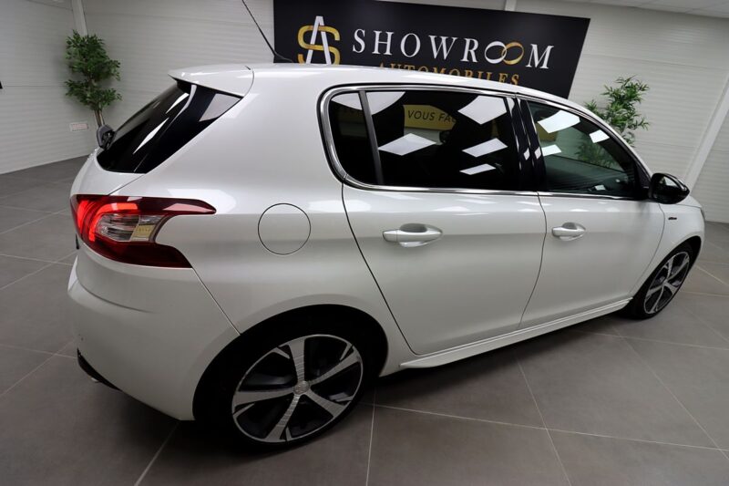 PEUGEOT 308 II 2015