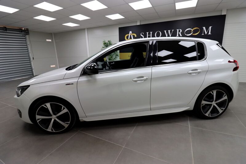 PEUGEOT 308 II 2015