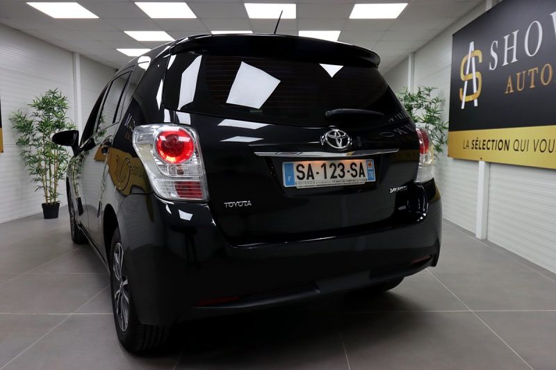 TOYOTA VERSO 2013