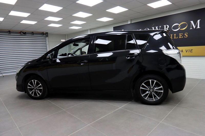 TOYOTA VERSO 2013