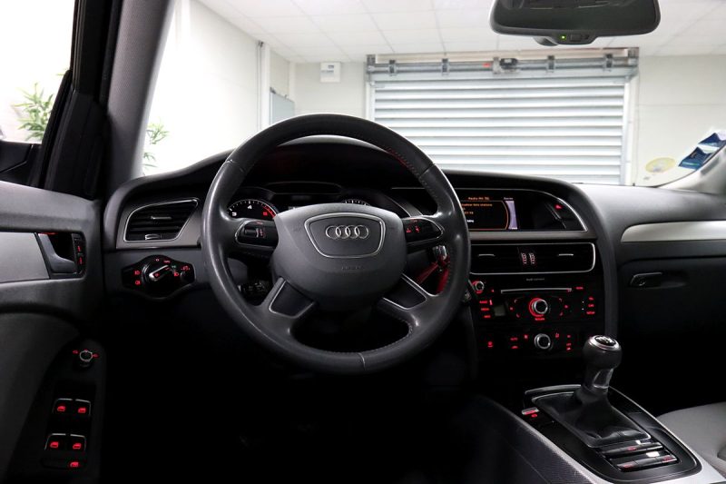 AUDI A4 2012