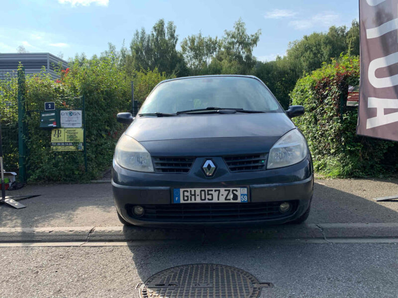 RENAULT SCÉNIC II 1.6i 16V 112CV