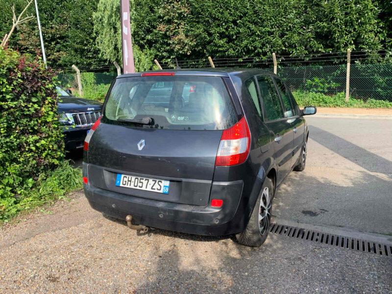 RENAULT SCÉNIC II 1.6i 16V 112CV