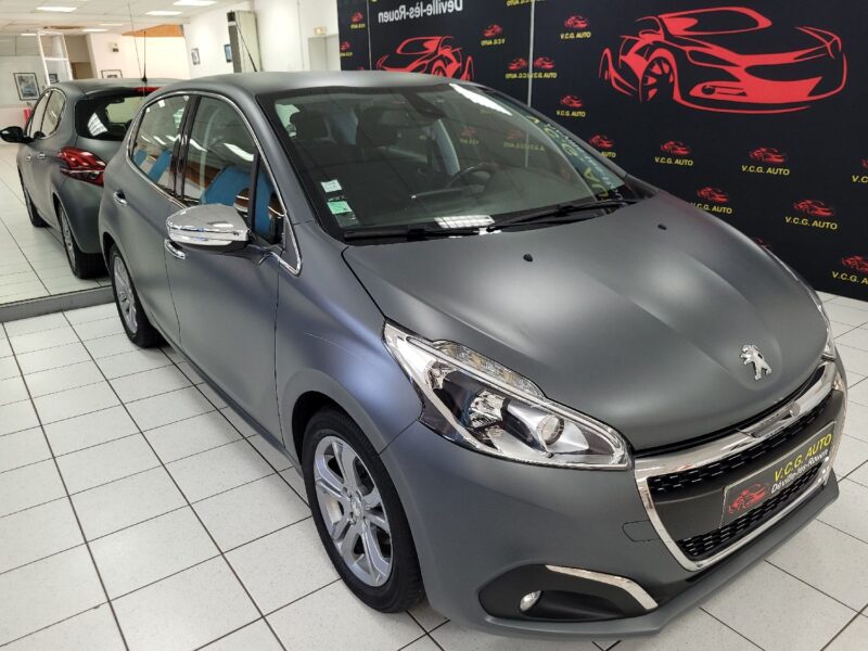 PEUGEOT 208 2015 Puretech 82 Allure