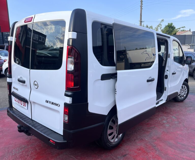 OPEL VIVARO B Autobus/Autocar 2017