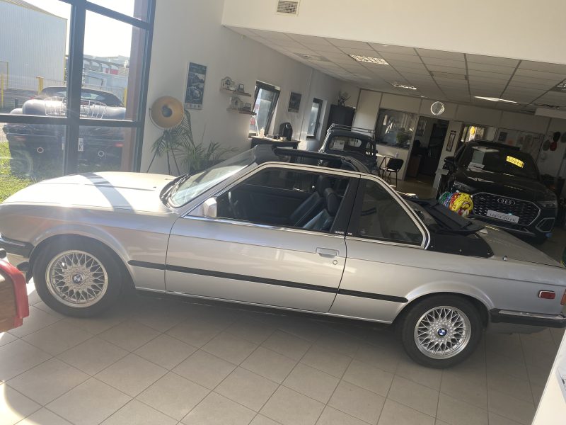 B.M.W. SERIE 3 E30 320i  BAUR  1984