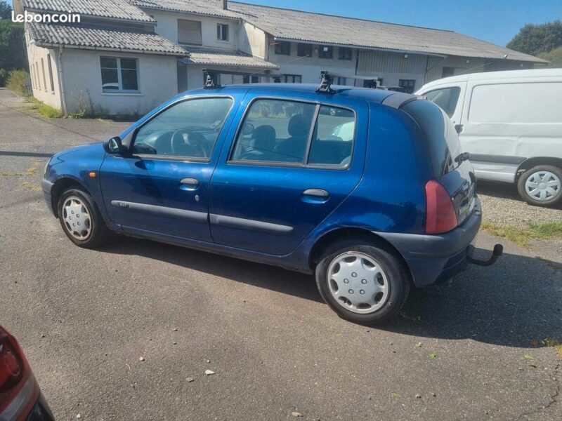 RENAULT CLIO II 1998