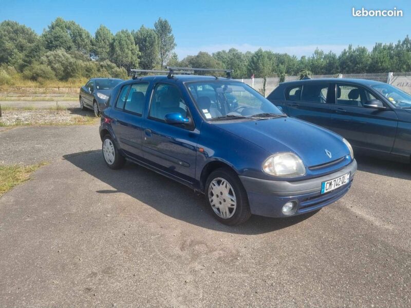 RENAULT CLIO II 1998