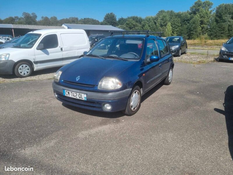 RENAULT CLIO II 1998