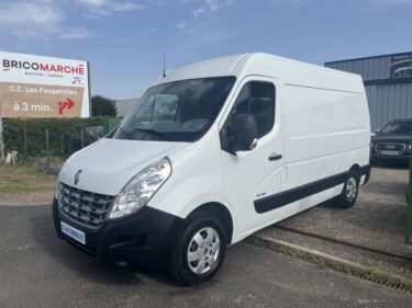 RENAULT MASTER III Camionnette 2012