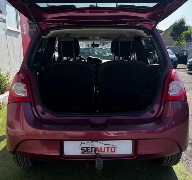 RENAULT TWINGO II 2012