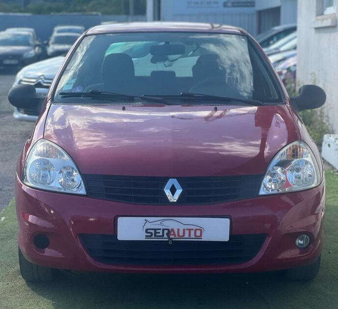 RENAULT CLIO II 2010