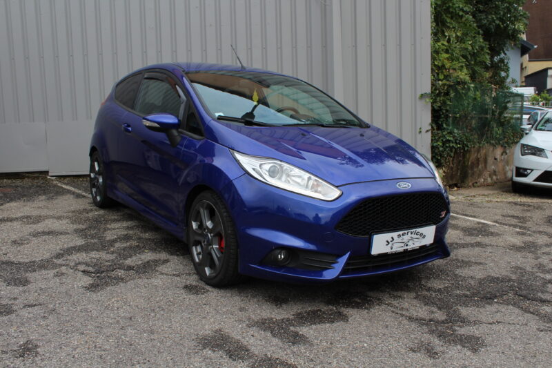 FORD FIESTA ST 1.8 182 CH 2015