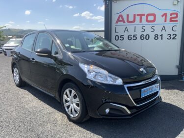 PEUGEOT 208 2017