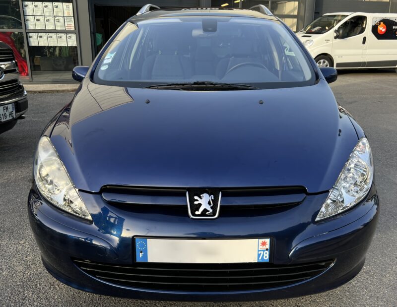 PEUGEOT 307 SW / BREAK 2.0 HDI 110 Cv 7 PLACES / 90 700 Kms TOIT PANORAMIQUE - Garantie1an