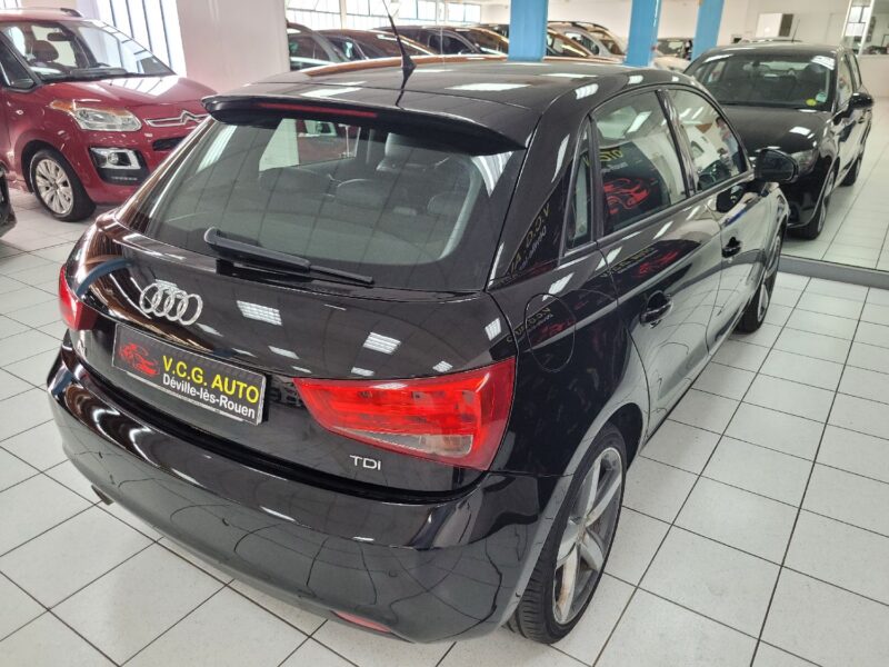 AUDI A1 Sportback 2013 1.6 TDI 1598cm3 90cv