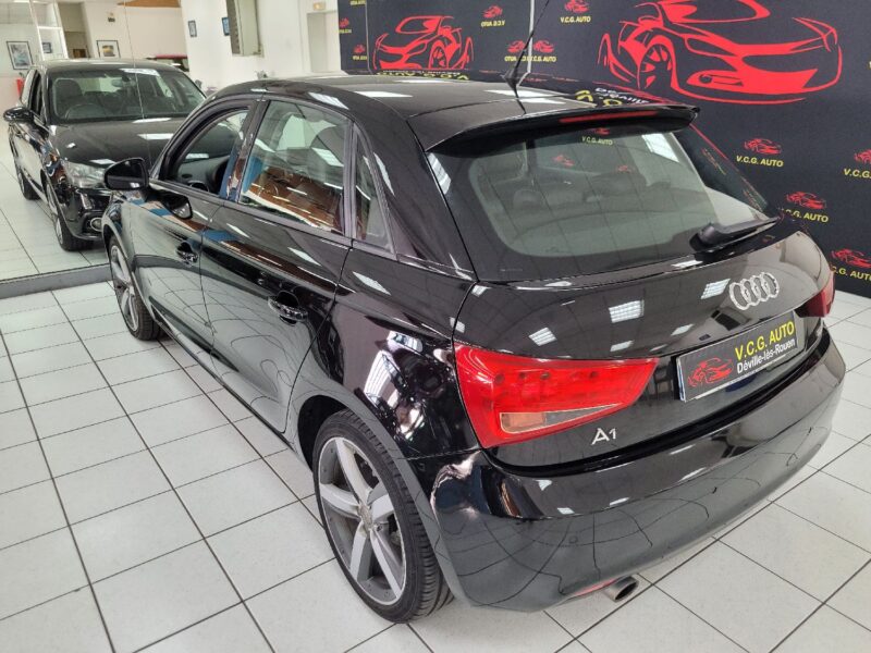 AUDI A1 Sportback 2013 1.6 TDI 1598cm3 90cv