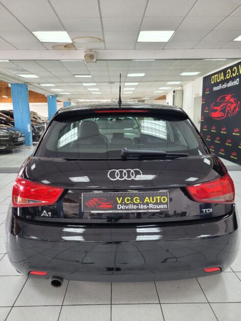 AUDI A1 Sportback 2013 1.6 TDI 1598cm3 90cv