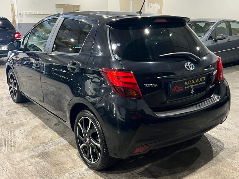 TOYOTA YARIS 2016