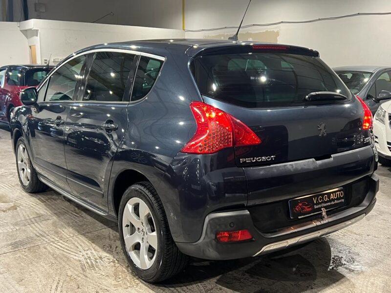 PEUGEOT 3008 Monospace 2011