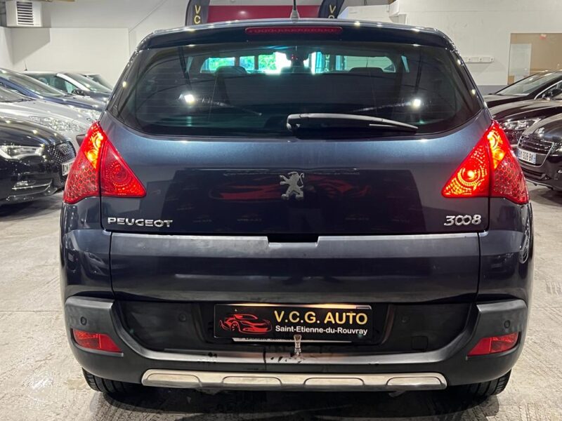 PEUGEOT 3008 Monospace 2011