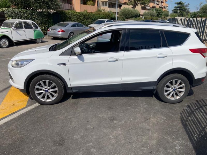 FORD KUGA 2.0 tfidci 120 s&s 4x2 titanium 2015