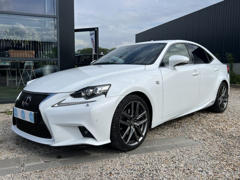 LEXUS IS 300h F-SPORT TO, CUIT, SPORT+ 2014