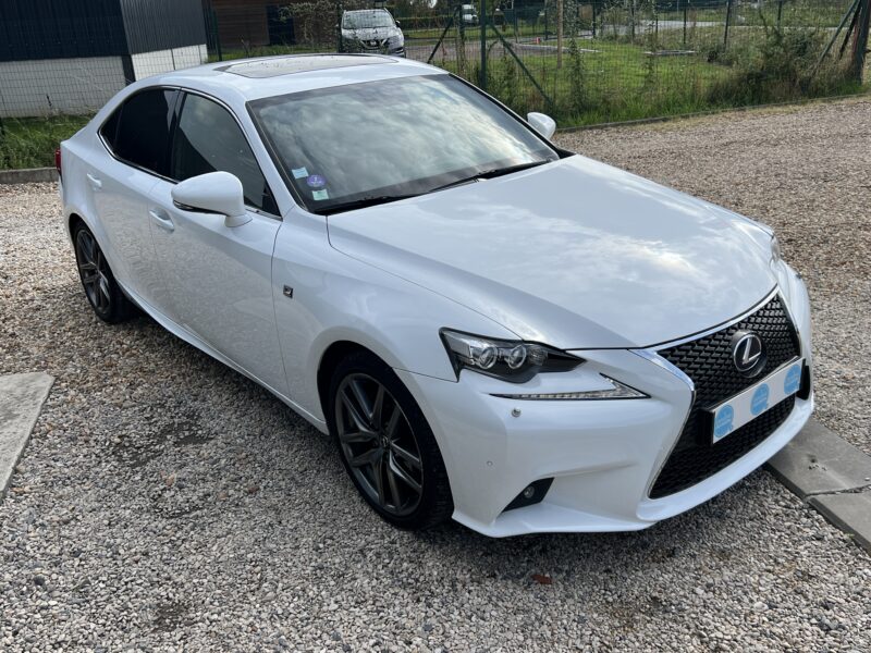 LEXUS IS 300h F-SPORT TO, CUIT, SPORT+ 2014