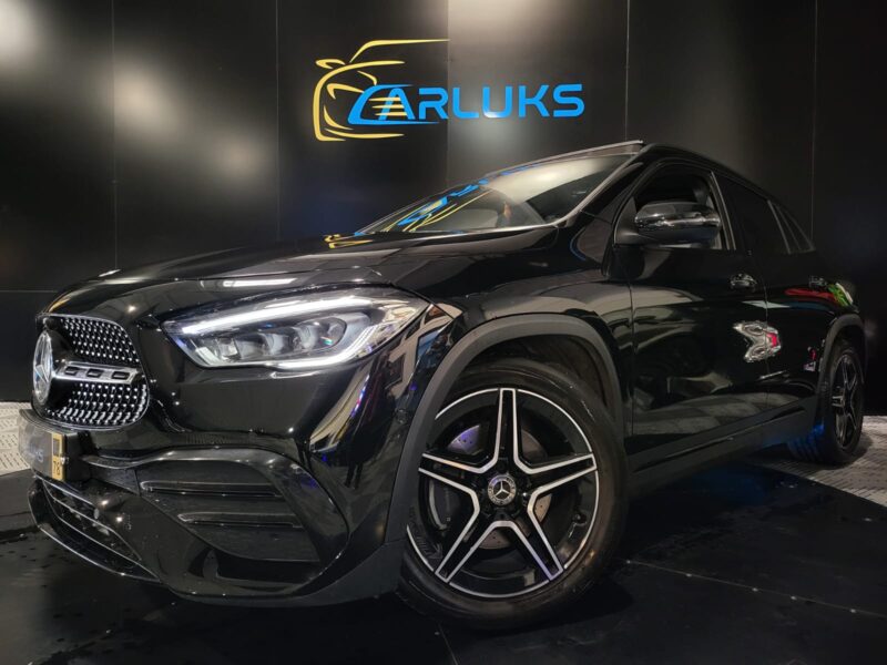 MERCEDES-BENZ GLA 200d 150cv AMG Line 8G-DCT 1ère Main // CAMERA DE RECUL/SIEGES CHAUFFANTS/TOIT OUV