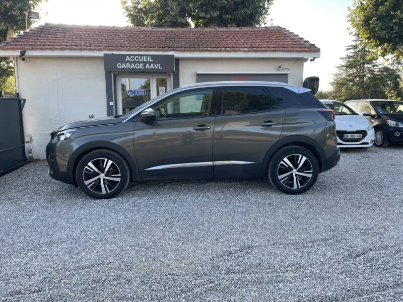 PEUGEOT 3008 2018