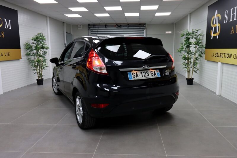 FORD FIESTA VI 2015