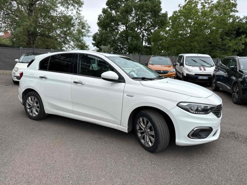 FIAT TIPO  2017