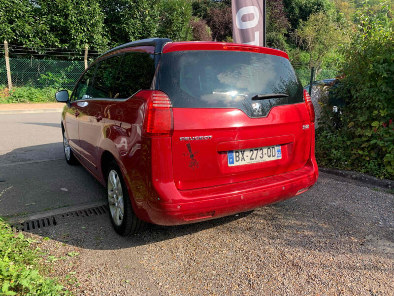 PEUGEOT 5008 2.0HDI 150CV