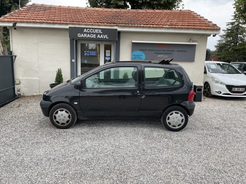 RENAULT TWINGO I 2004