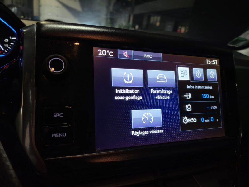 PEUGEOT 2008 1.2 PureTech 110cv Allure BVA // RADAR-AR/GPS/BLUETOOTH