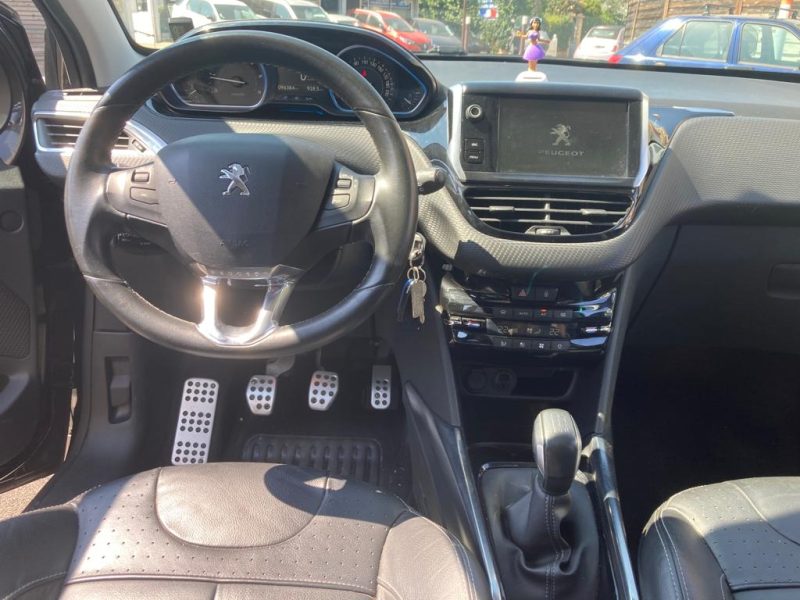 PEUGEOT 20081.6 hdi 92 ch feline titane  2014