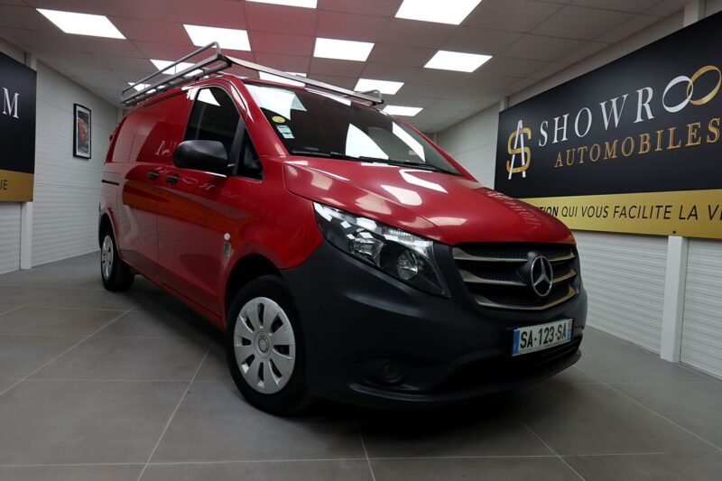 MERCEDES VITO Camionnette 2017