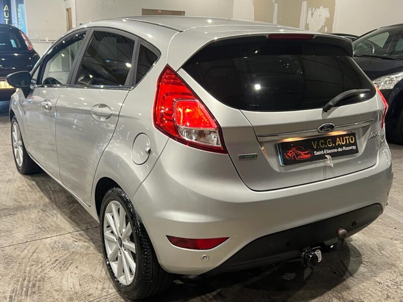 FORD FIESTA VI 2015