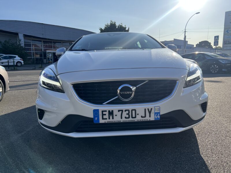 VOLVO V40 II D2 2.0 TDI 120CV 16V S&S R-DESIGN