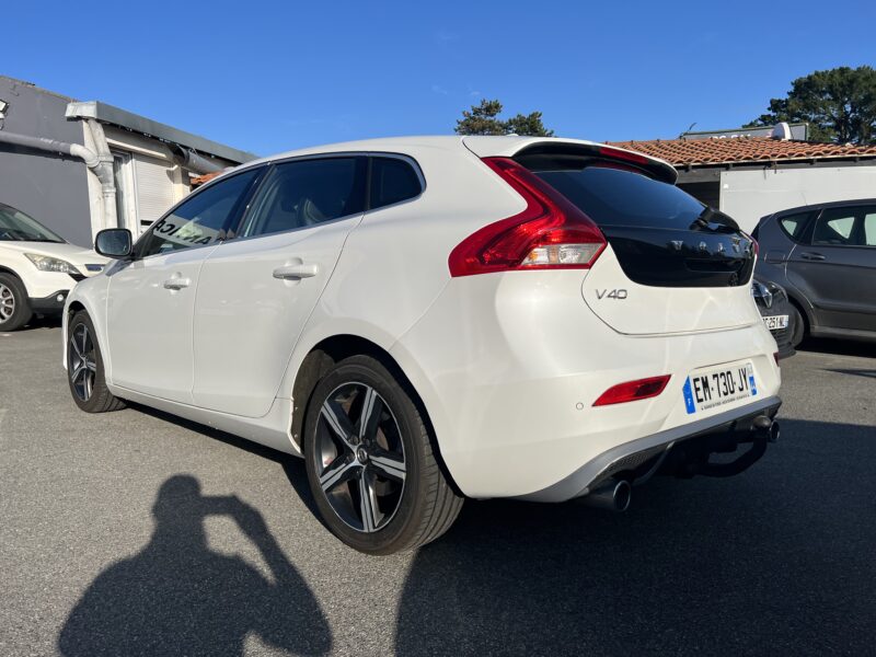 VOLVO V40 II D2 2.0 TDI 120CV 16V S&S R-DESIGN