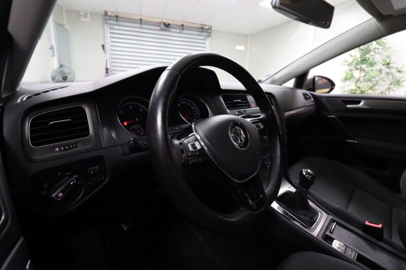 VOLKSWAGEN GOLF VII 2013