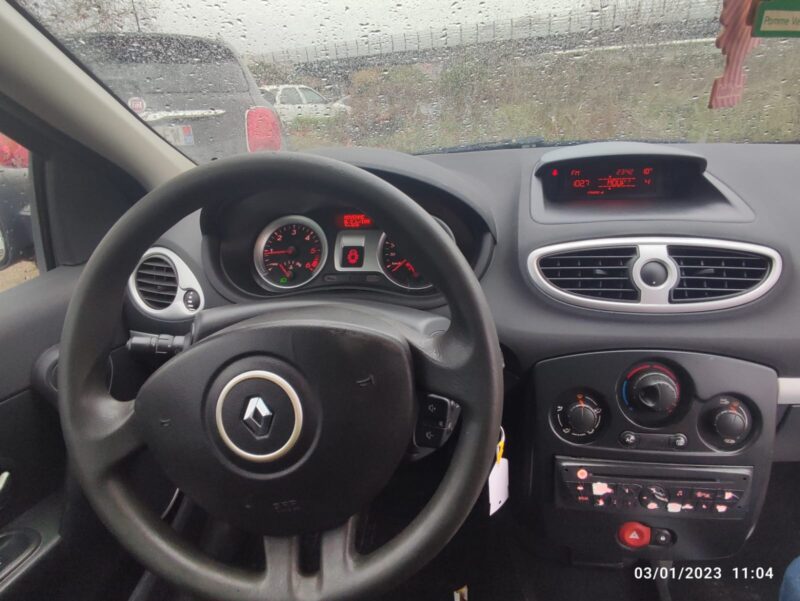 RENAULT CLIO III 2010