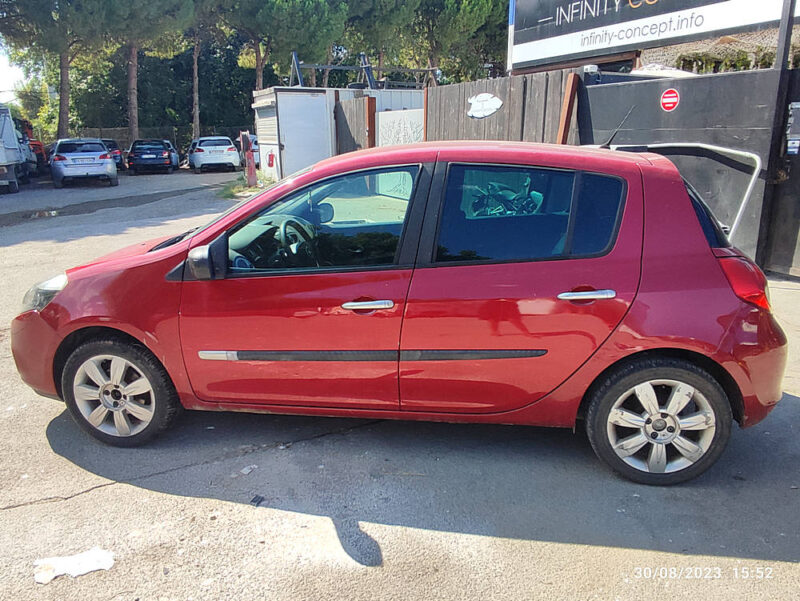 RENAULT CLIO III 2010