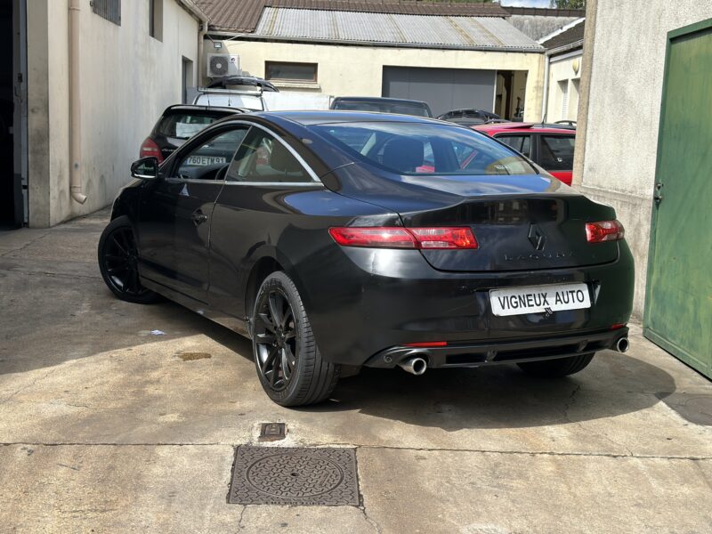 RENAULT LAGUNA  2.0 DCI  Black Edition PAYER EN 4X