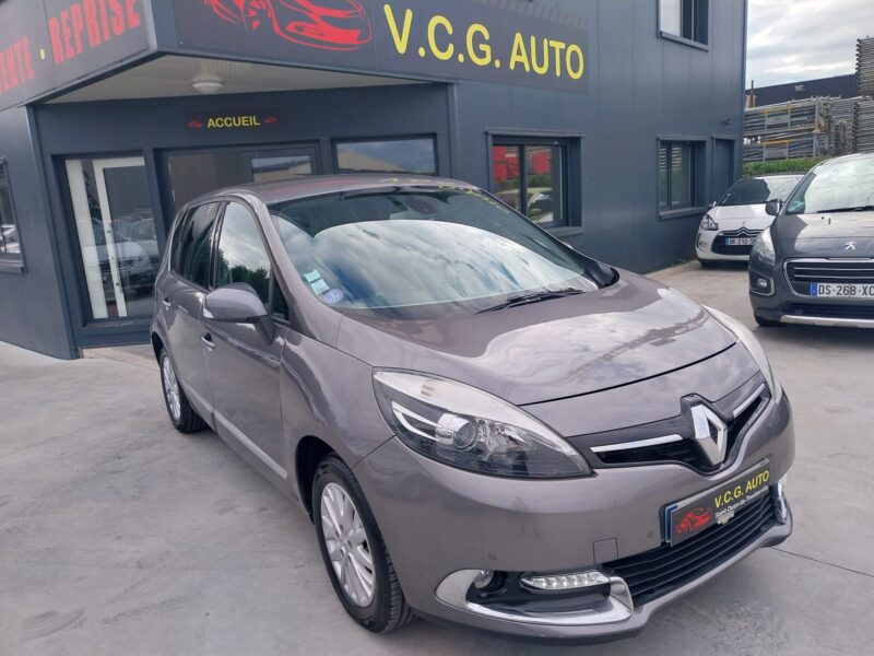 RENAULT SCÉNIC III 1.2 TCe 132 Zen 