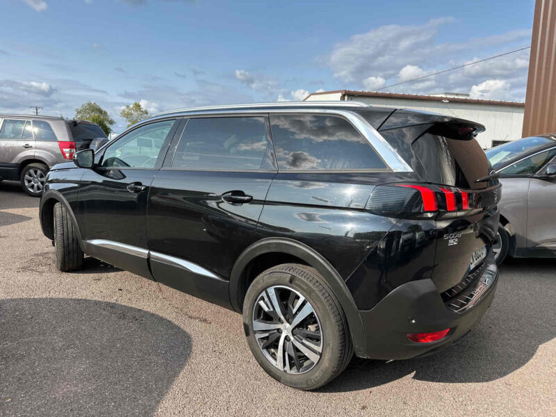 PEUGEOT 5008 II 2018